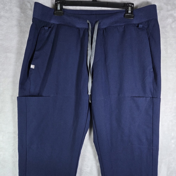 Figs Joggers Blue Size XL 29" Inseam Women Cargo Scrubs Snap Pockets Medical Vet - Picture 3 of 10